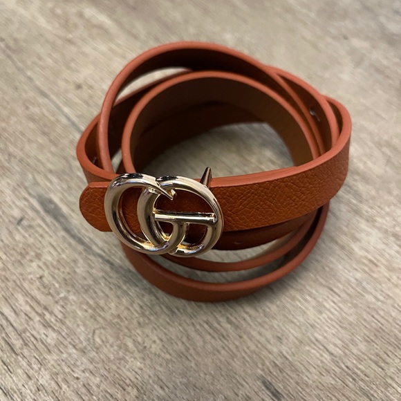 Beige Faux leather metal ring buckle skinny belt - Picture 3 of 4